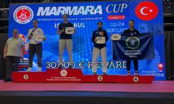 Bursa Büyükşehir Belediyespor madalya avını sürdürüyor